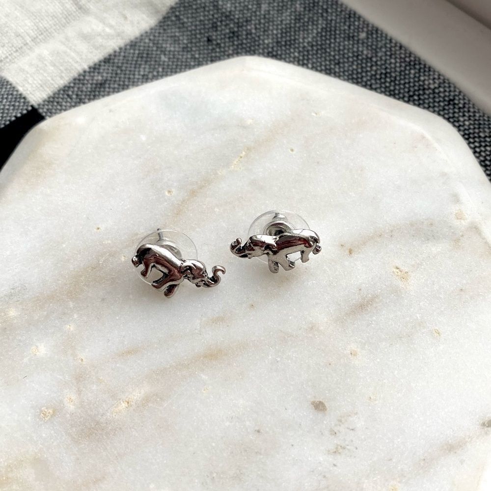 Elephant Stud Earrings Post Boho Animal Casual Women Jewelry Accessory Etch NWT